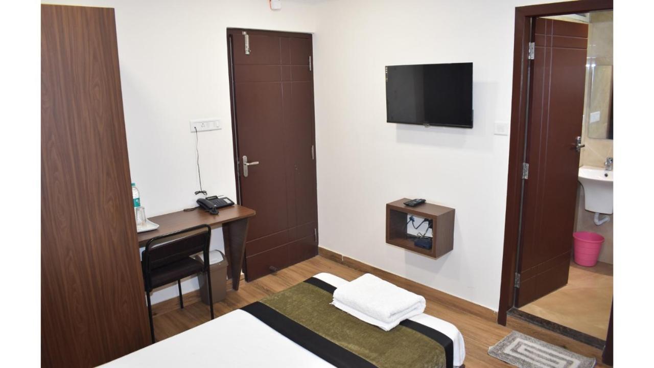Symphony Suites บังกาลอร์ ภายนอก รูปภาพ